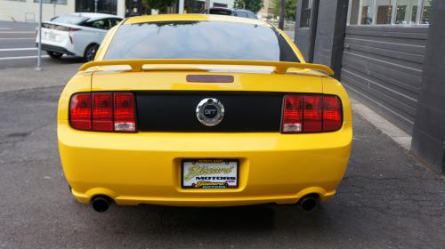2005 FORD Mustang GT
