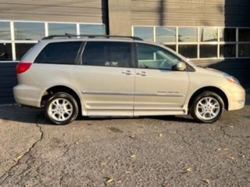 2006 TOYOTA Sienna Limited Braun Rampvan