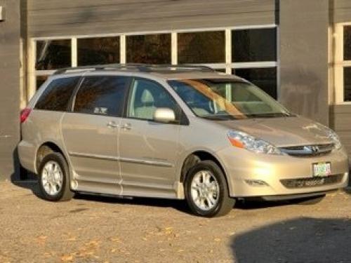 2006 TOYOTA Sienna Limited Braun Rampvan