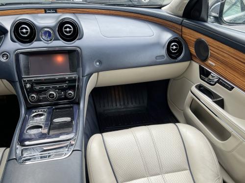 2011 JAGUAR XJL Neiman Marcus Edition