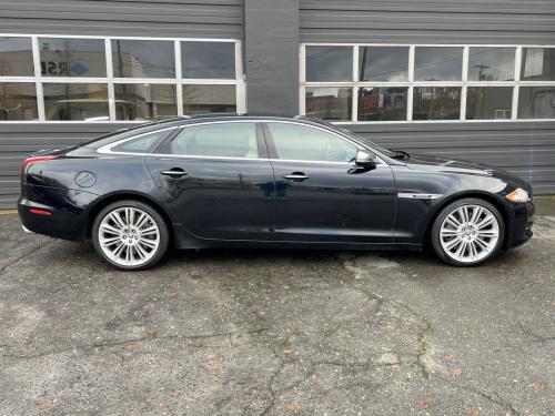 2011 JAGUAR XJL Neiman Marcus Edition