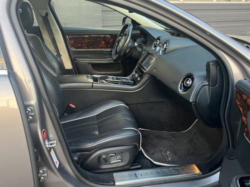 2011 JAGUAR XJL