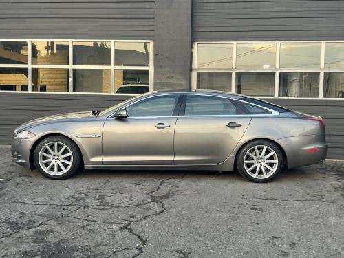 2011 JAGUAR XJL