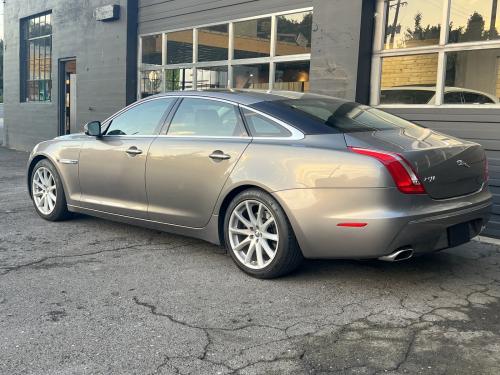 2011 JAGUAR XJL