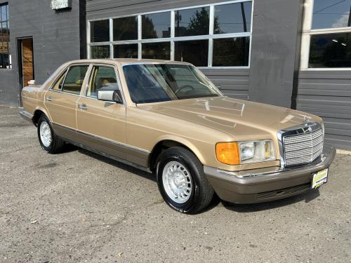 1985 MERCEDES BENZ 380SE