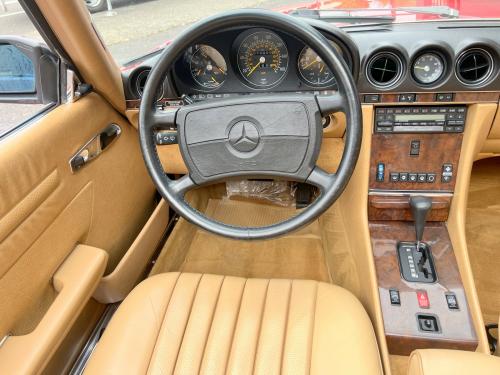1988 MERCEDES BENZ 560SL