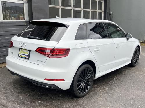 2016 AUDI A3 Sportback e-tron Premier