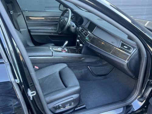 2015 BMW 740I