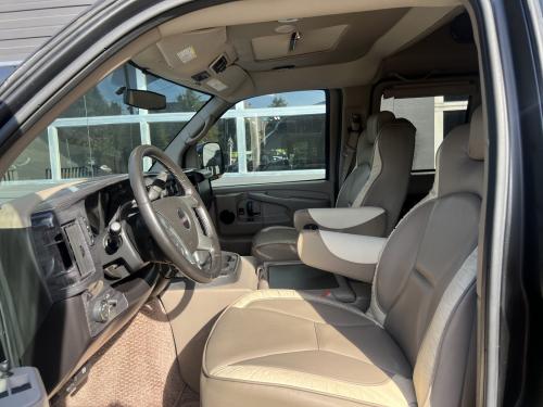 2012 GMC Savanna 3500 Majestic 9 passenger conversion 