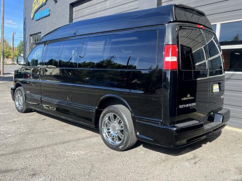 2012 GMC Savanna 3500 Majestic 9 passenger conversion 