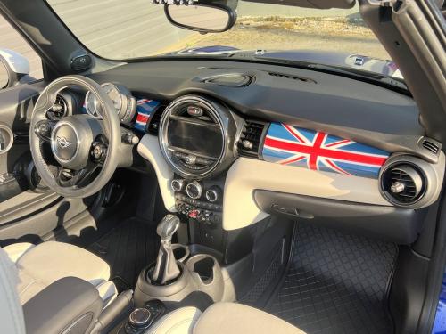 2019 MINI Cooper convertible Iconic Edition