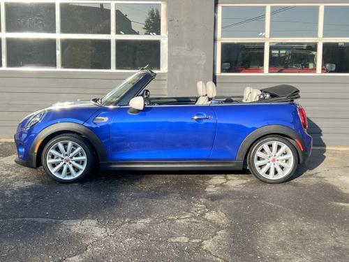 2019 MINI Cooper convertible Iconic Edition