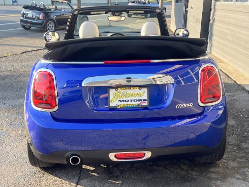 2019 MINI Cooper convertible Iconic Edition