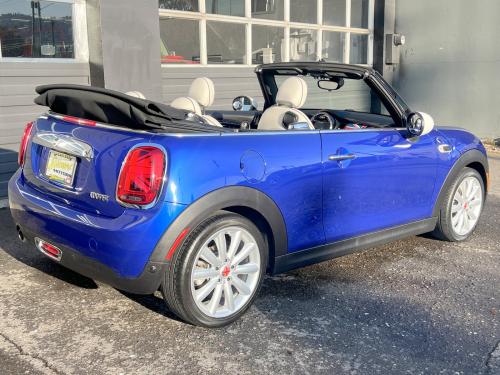 2019 MINI Cooper convertible Iconic Edition